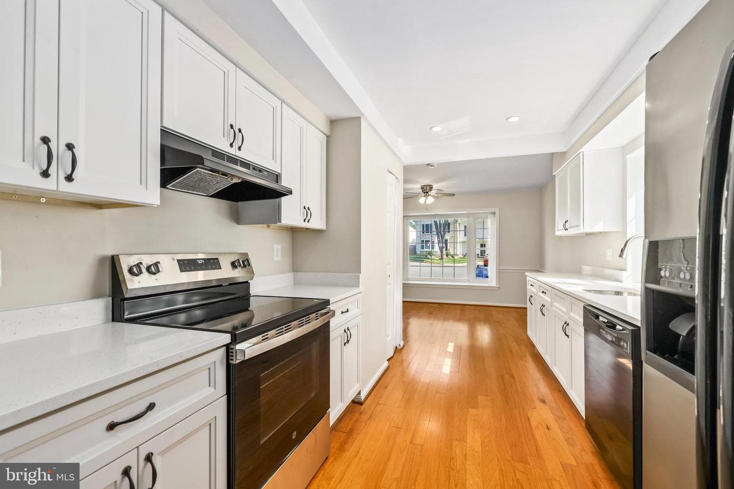 5409 Riverboat Way photo 5