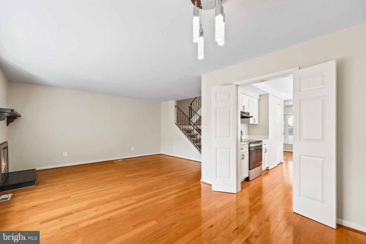 5409 Riverboat Way photo 8
