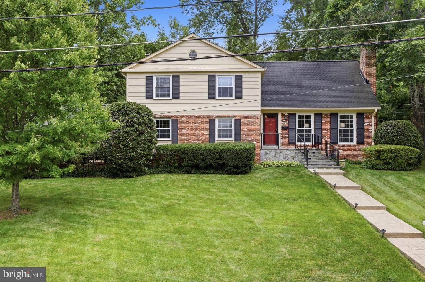 6527 Bay Tree Court photo 3