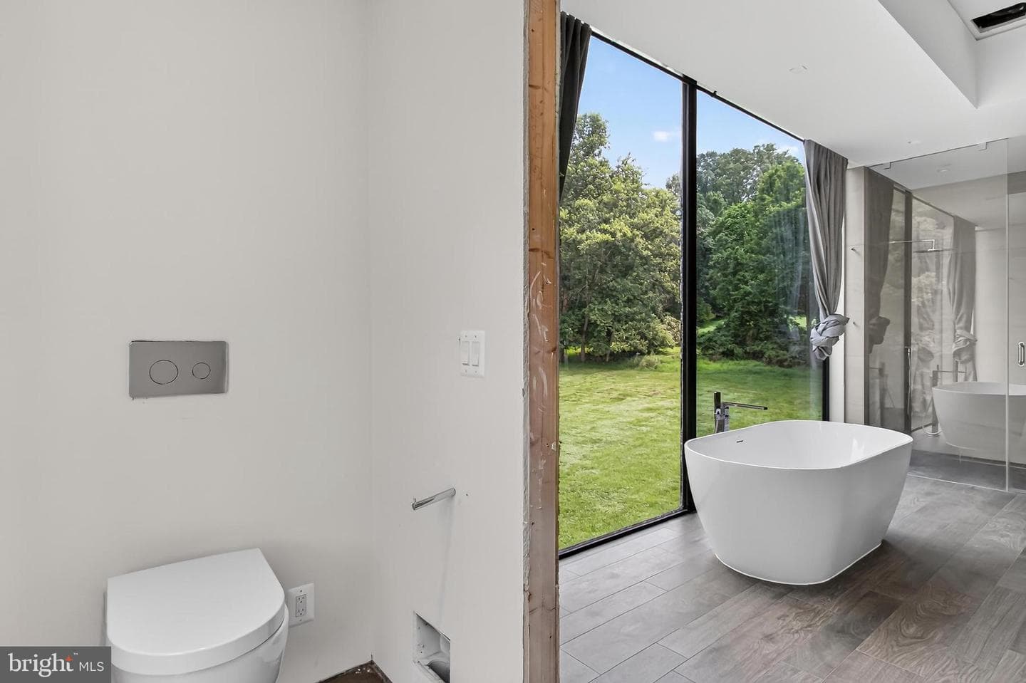 10590 Beach Mill Road photo 24