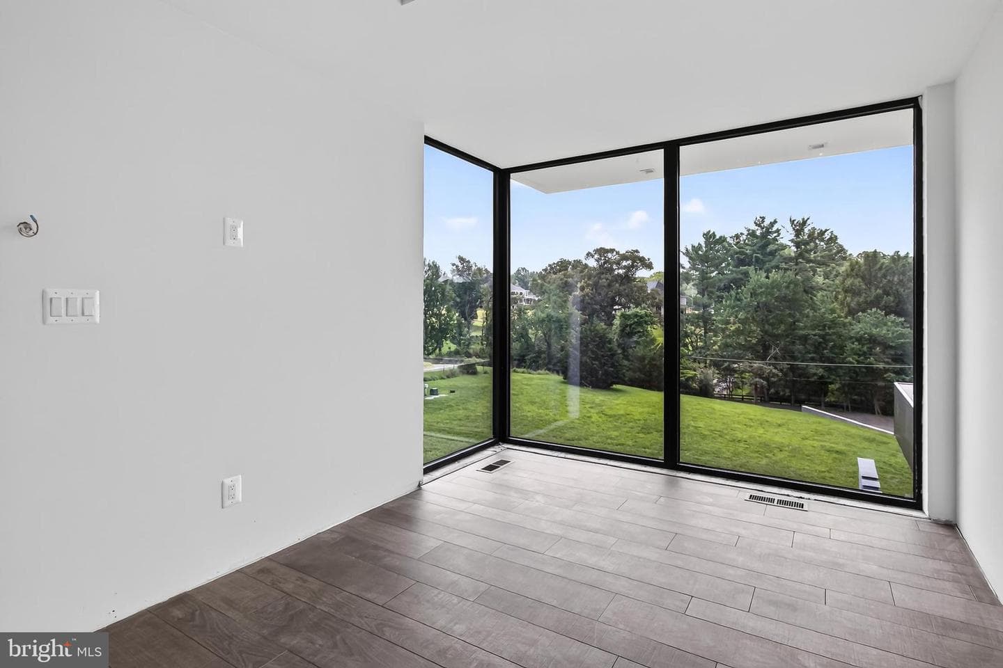 10590 Beach Mill Road photo 26