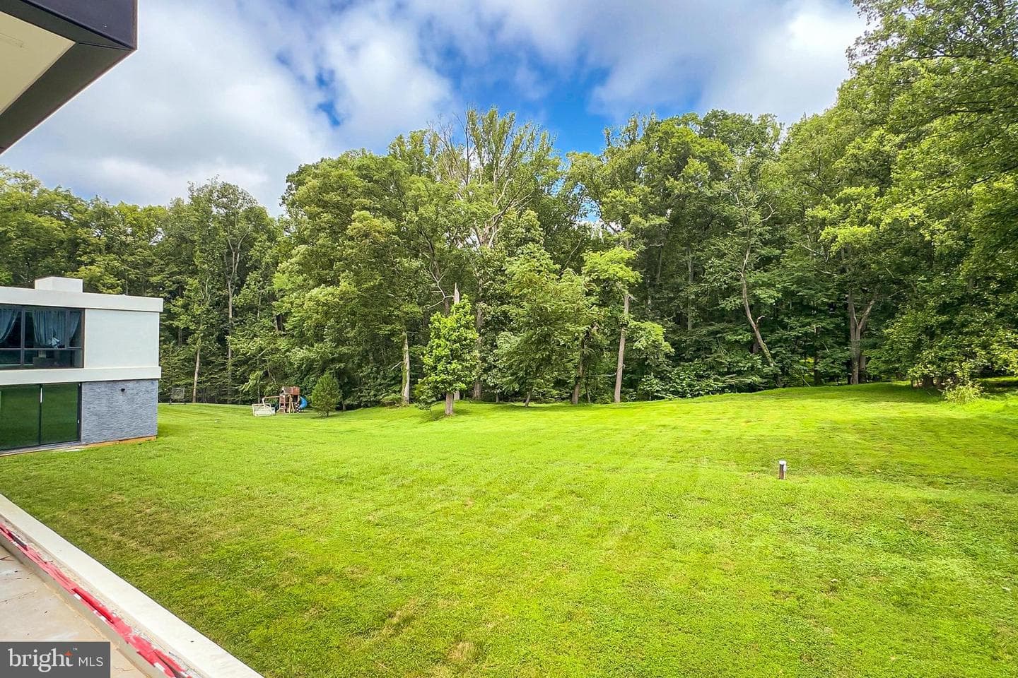 10590 Beach Mill Road photo 34