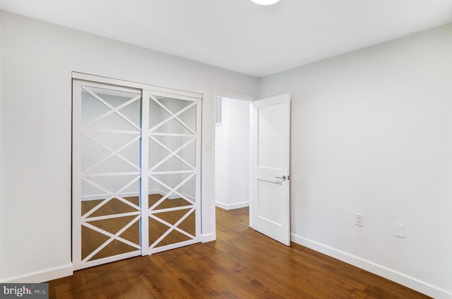 1413 Bayshire Lane photo 30