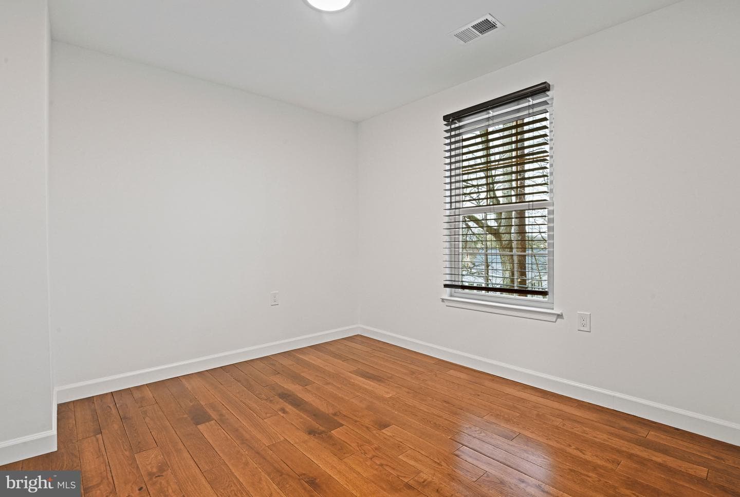 1413 Bayshire Lane photo 34