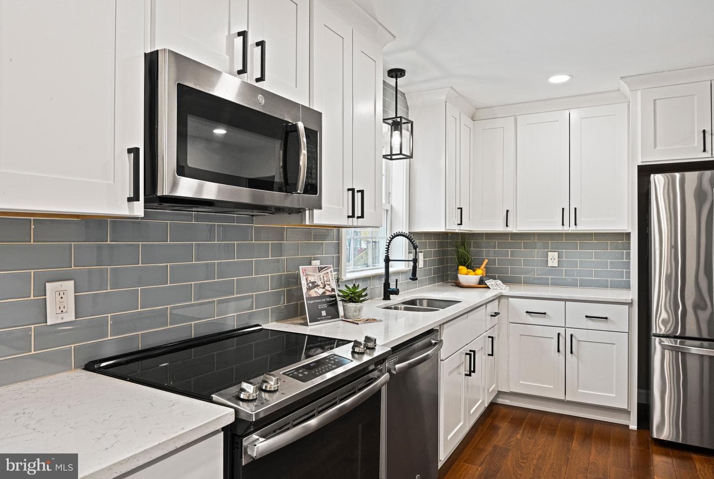 1413 Bayshire Lane photo 4