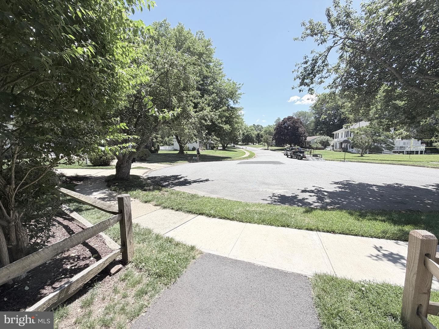 9509 Mandolin Court photo 5