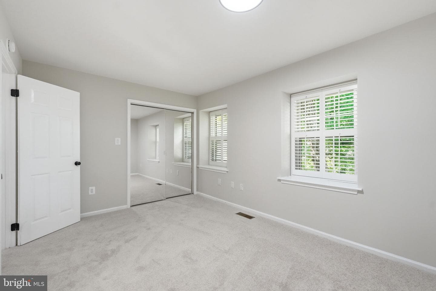 14462 Four Chimney Drive photo 4