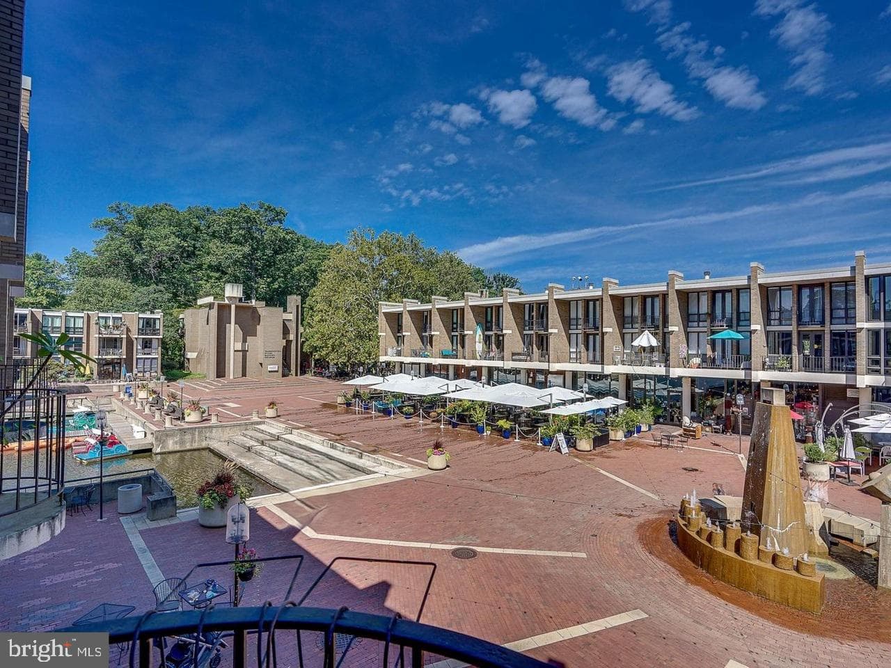 1650 Chimney House Road #1650, Reston