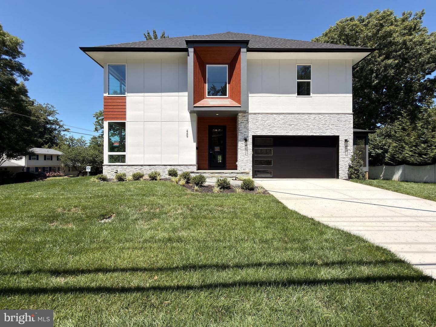449 Lawyers Road NW, Vienna