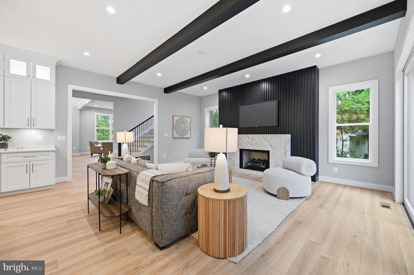 449 Lawyers Road NW photo 9