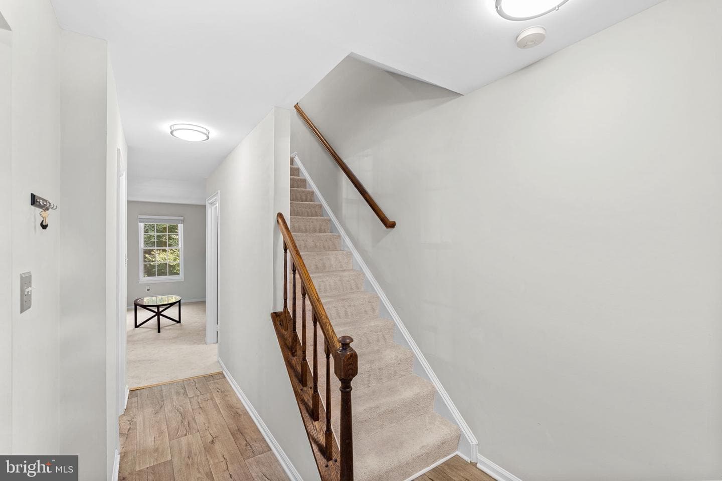 8942 Astongale Court photo 6