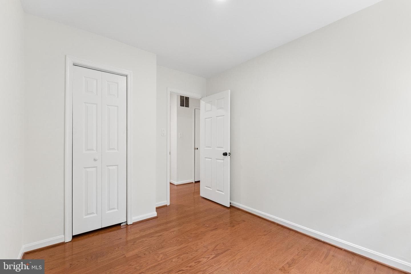 7607 Lee Landing Drive photo 18