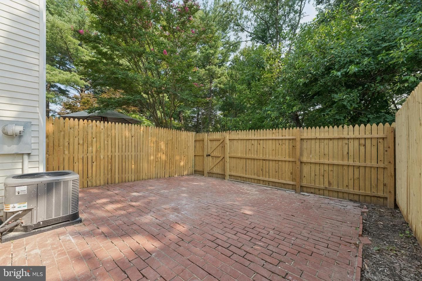 7607 Lee Landing Drive photo 20