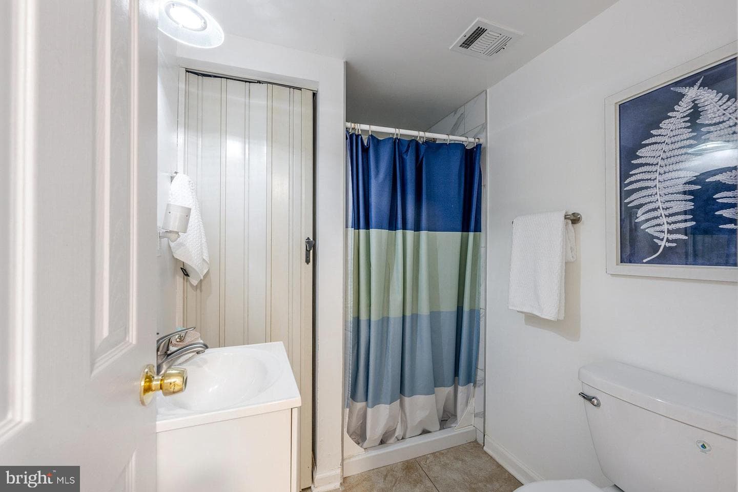 2923 Fairhill Road photo 36