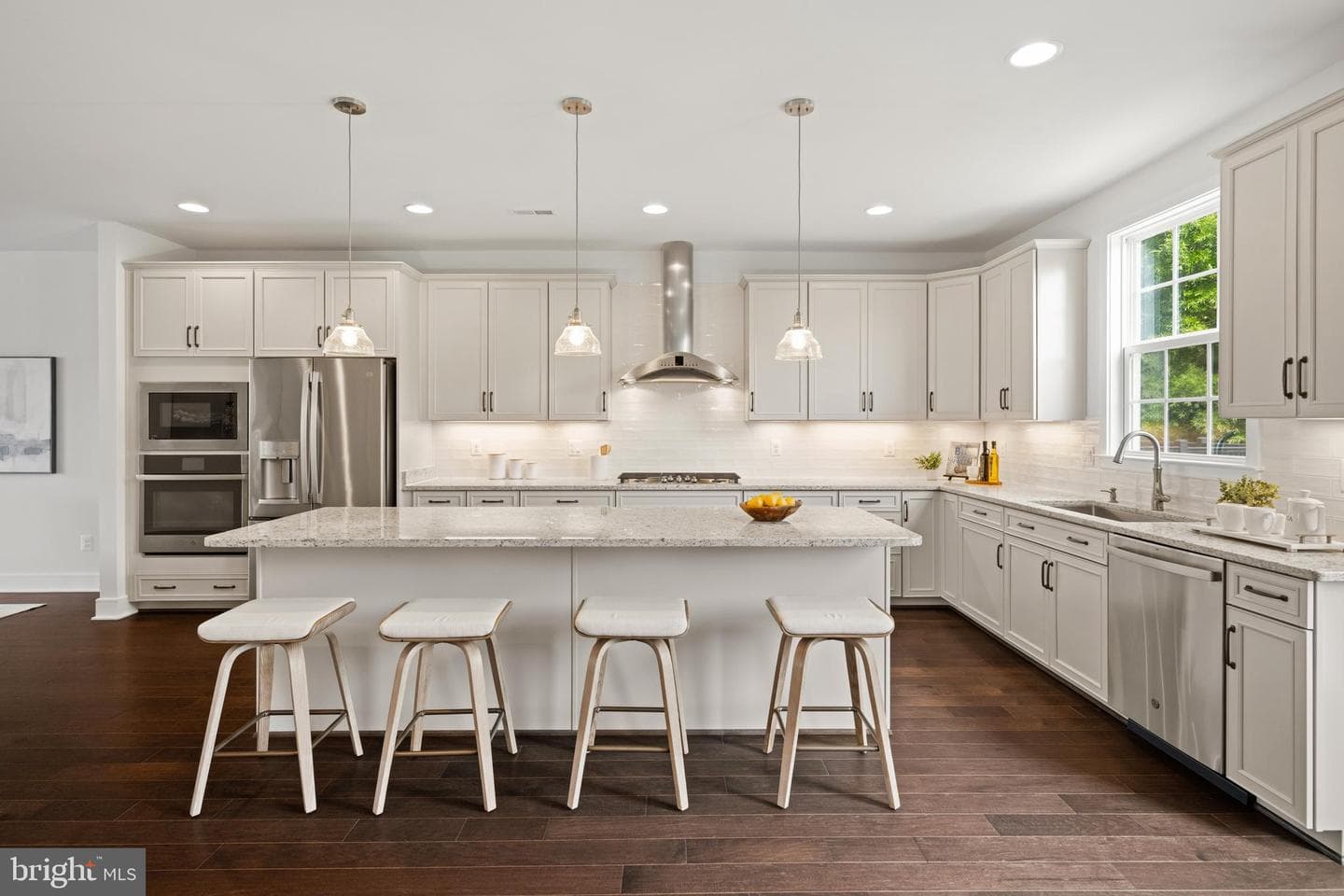 7753 Belvale Drive, Alexandria