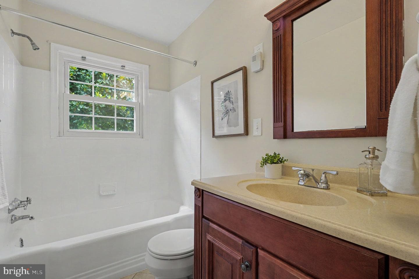 3058 Hazelton Street photo 17