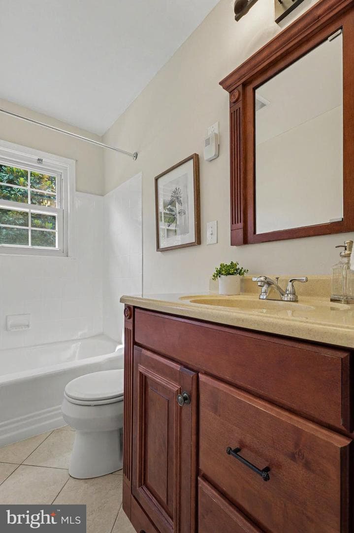 3058 Hazelton Street photo 18