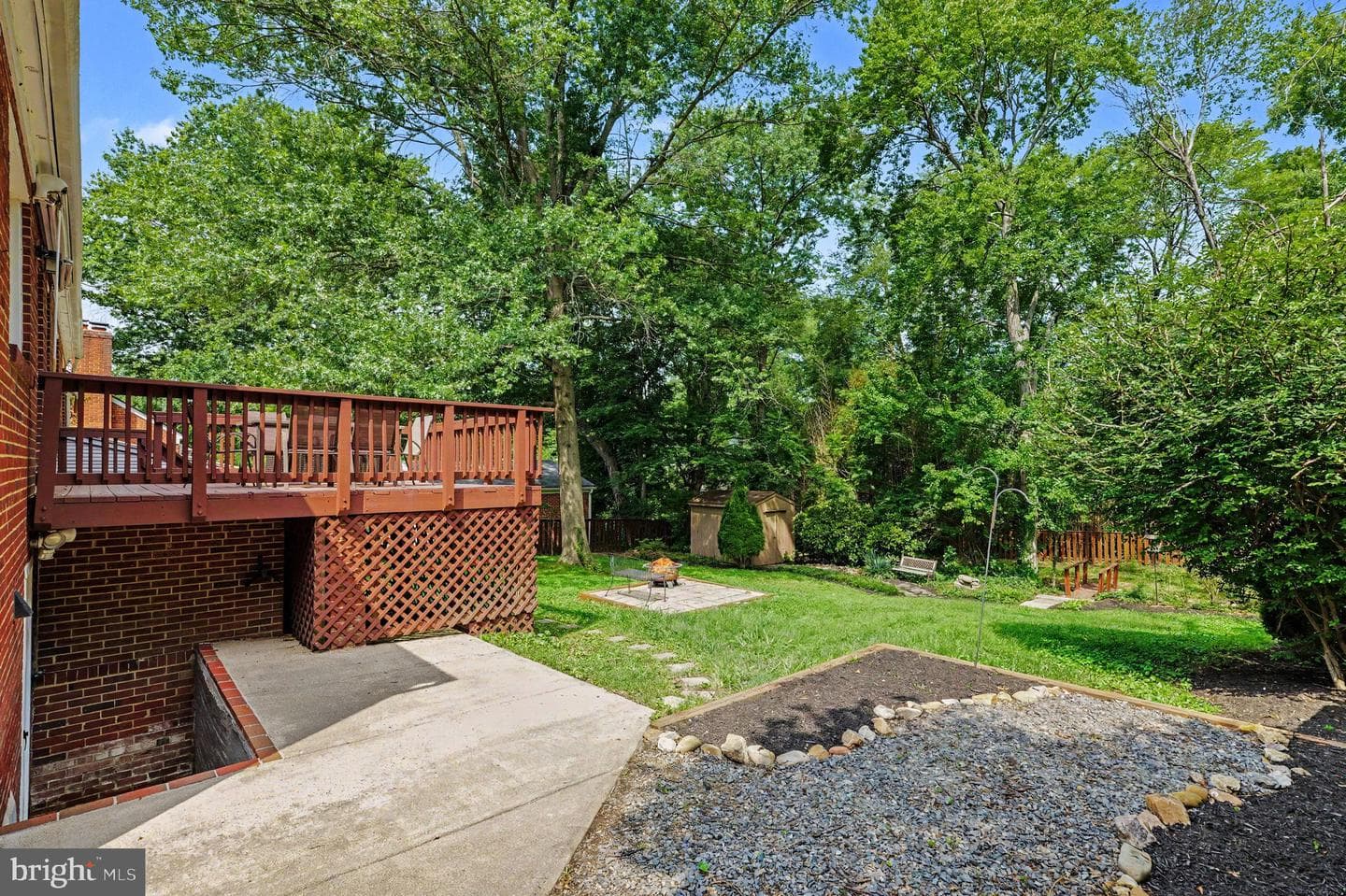 3058 Hazelton Street photo 26