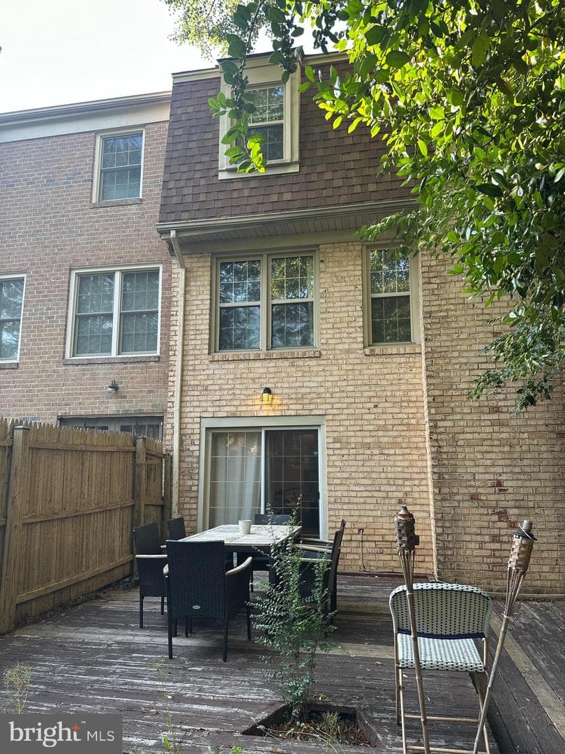 6611 Rosecroft Place photo 33