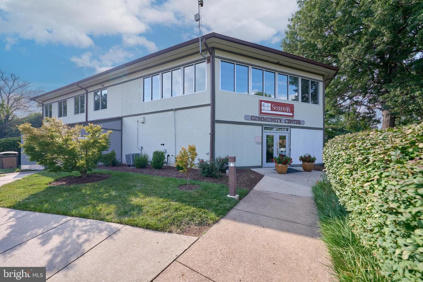3815 Burlingame Place #33e, Alexandria