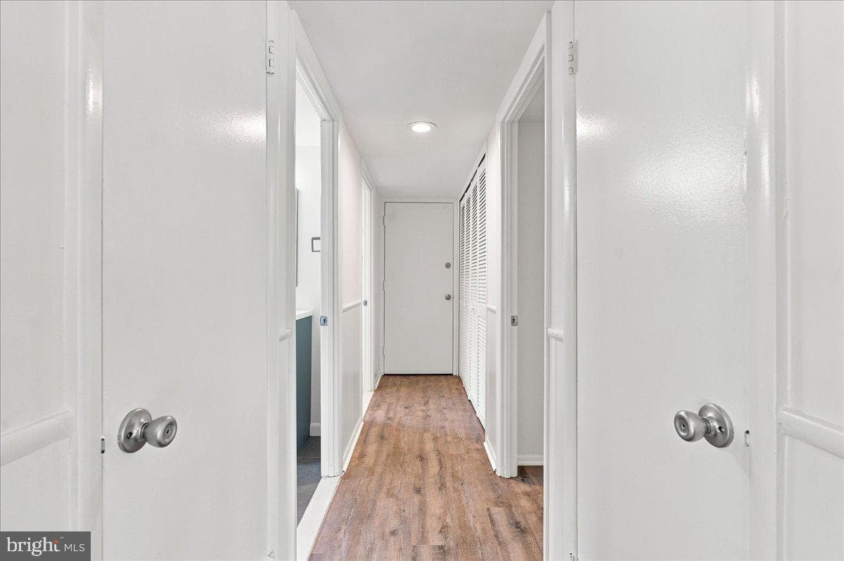 13143 Melville Lane photo 37