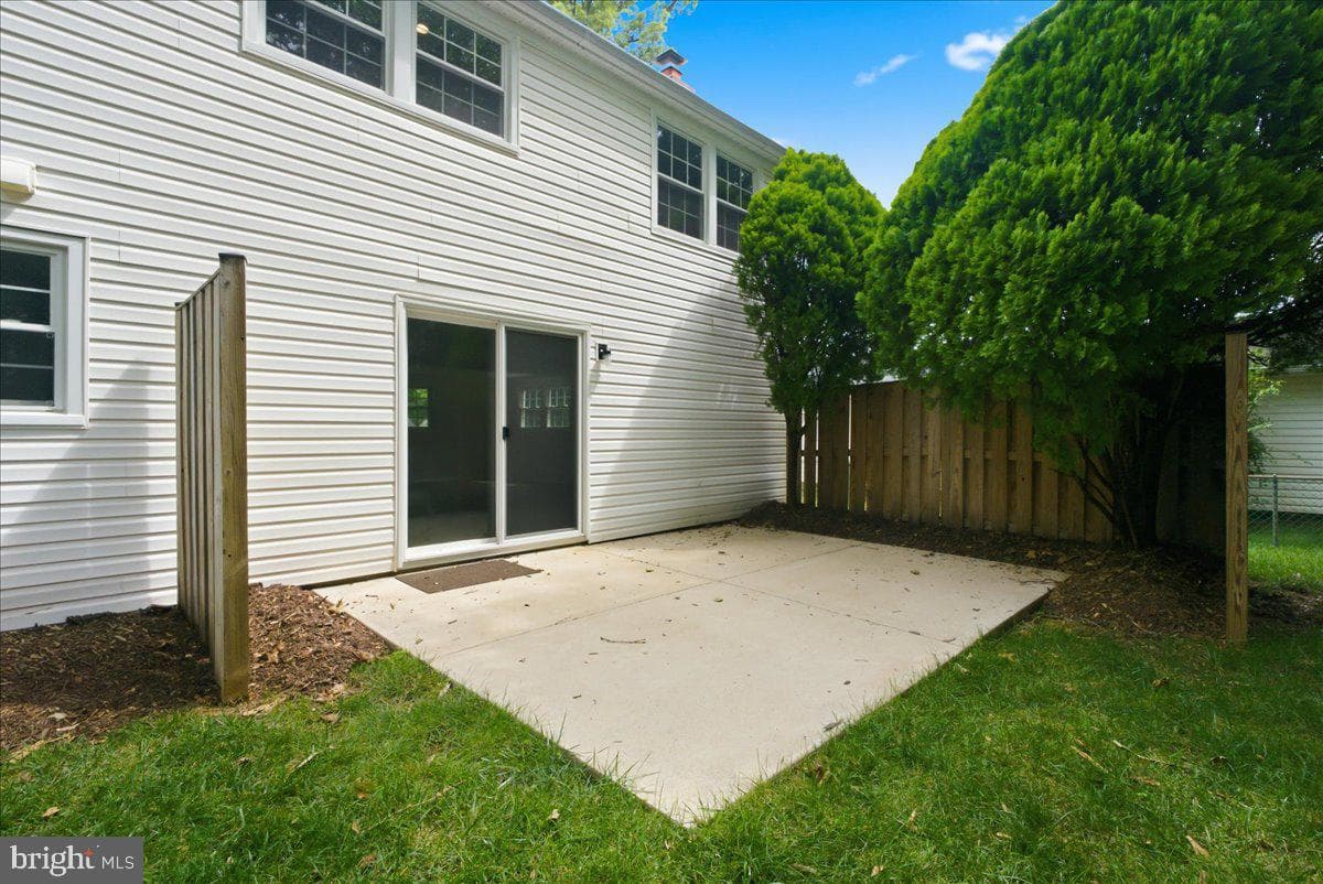 13143 Melville Lane photo 47