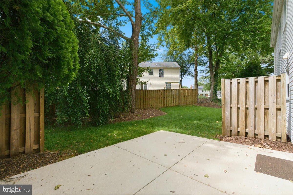 13143 Melville Lane photo 48