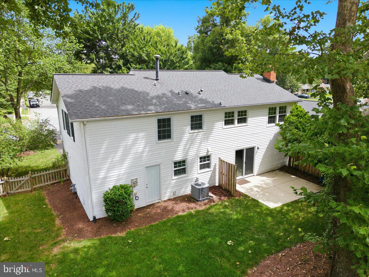 13143 Melville Lane photo 52