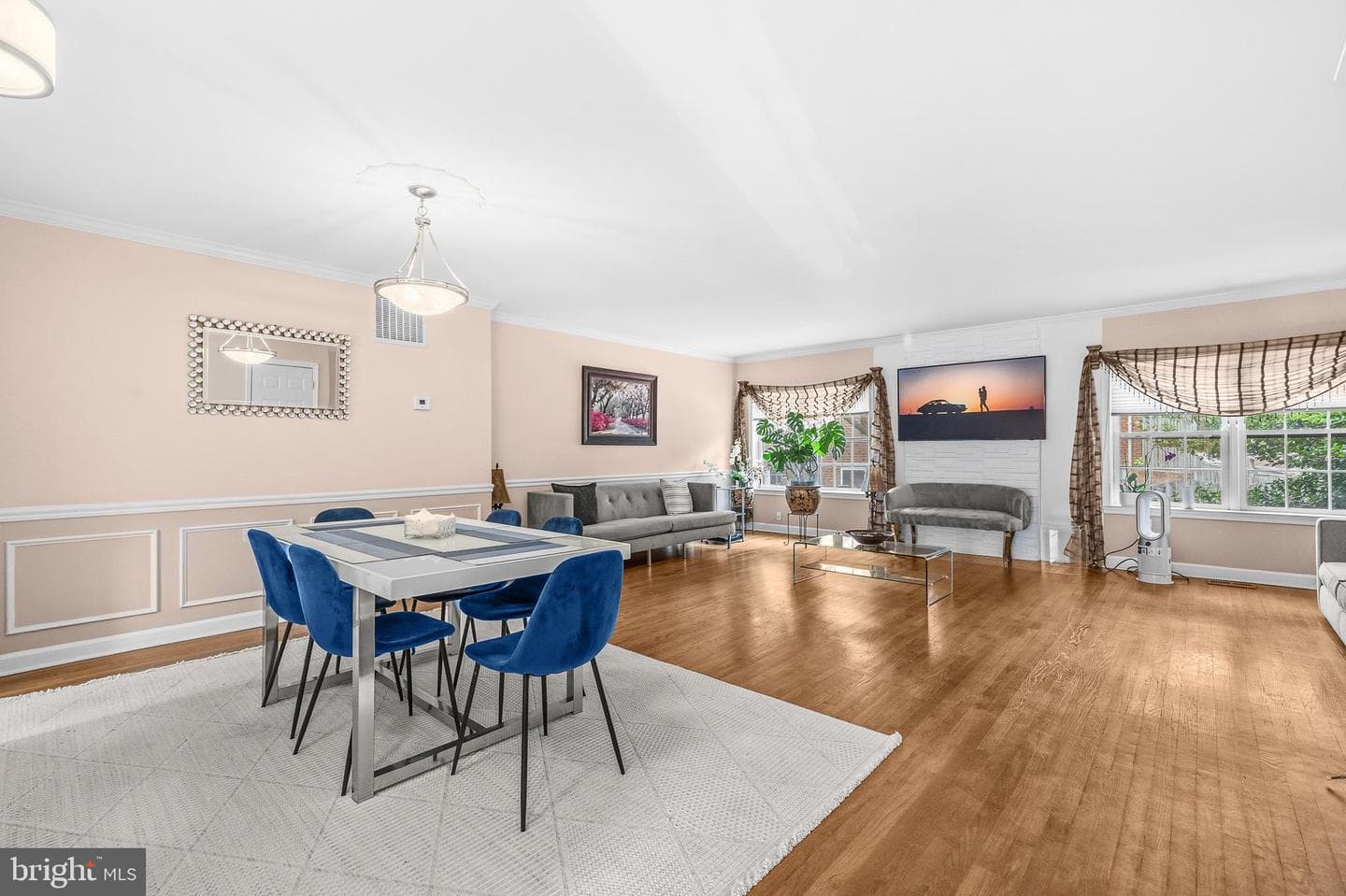 3050 Federal Hill Drive photo 5