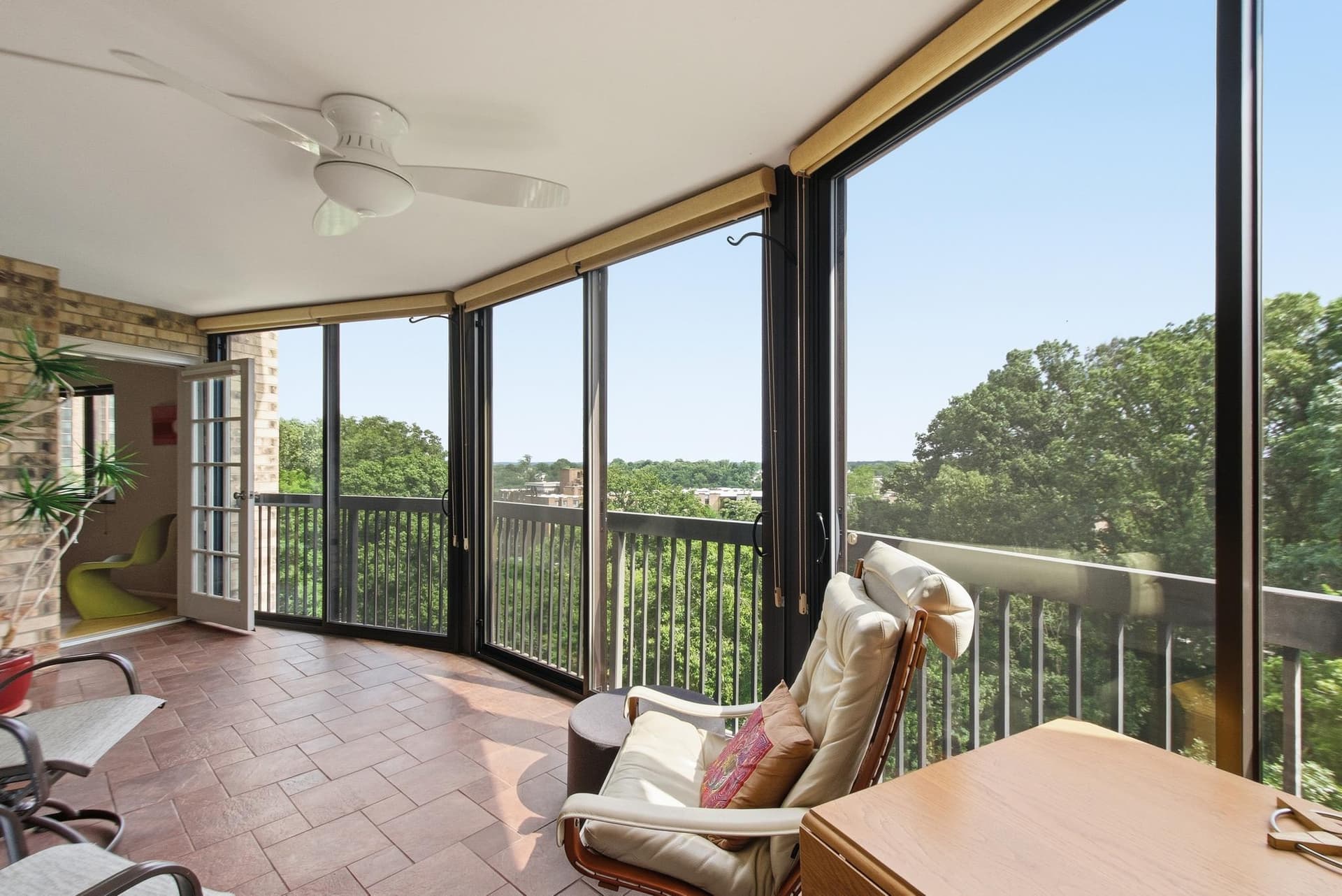 5902 Mount Eagle Drive #714, Alexandria