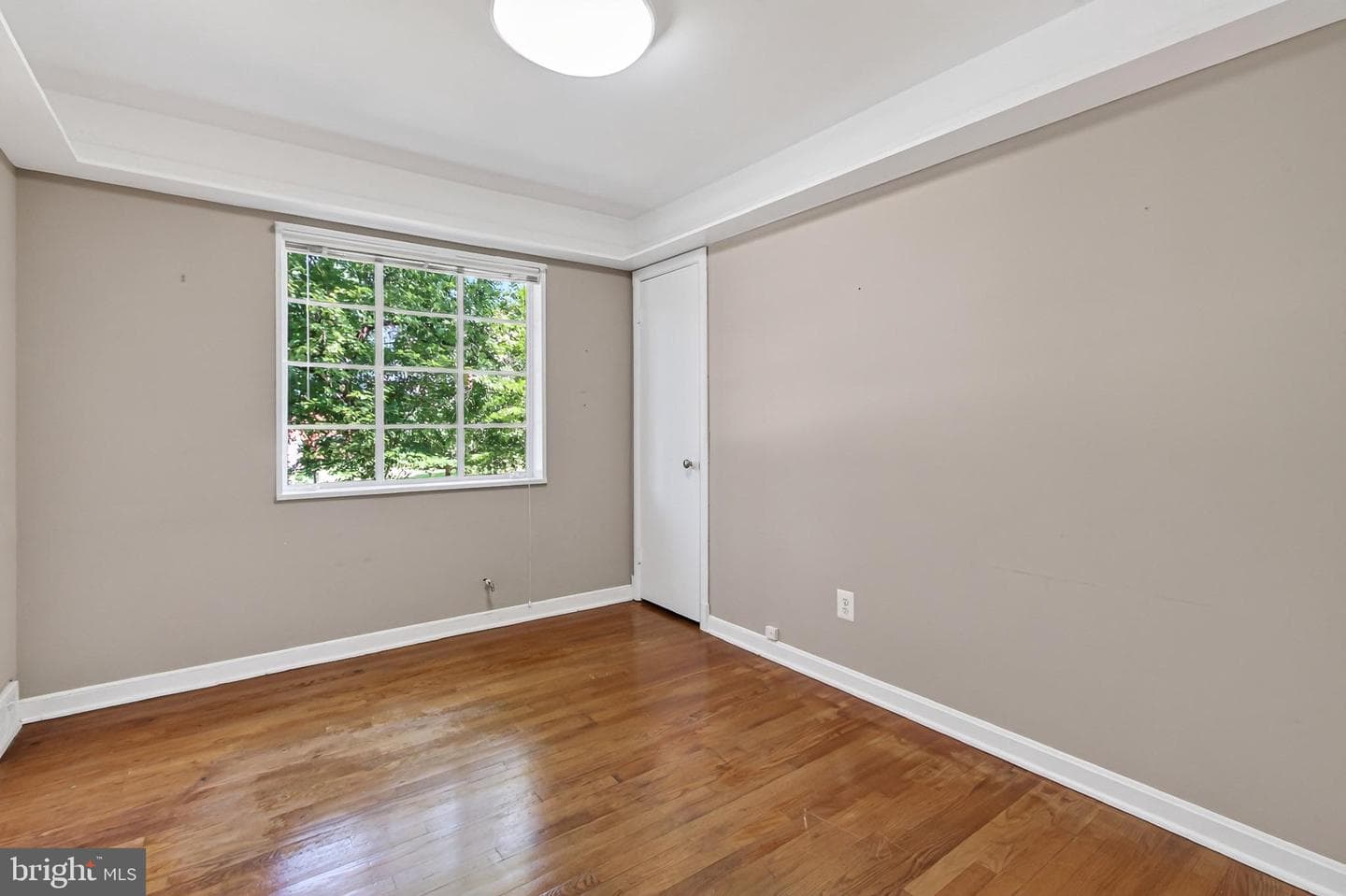 3159 Patrick Henry Drive photo 18