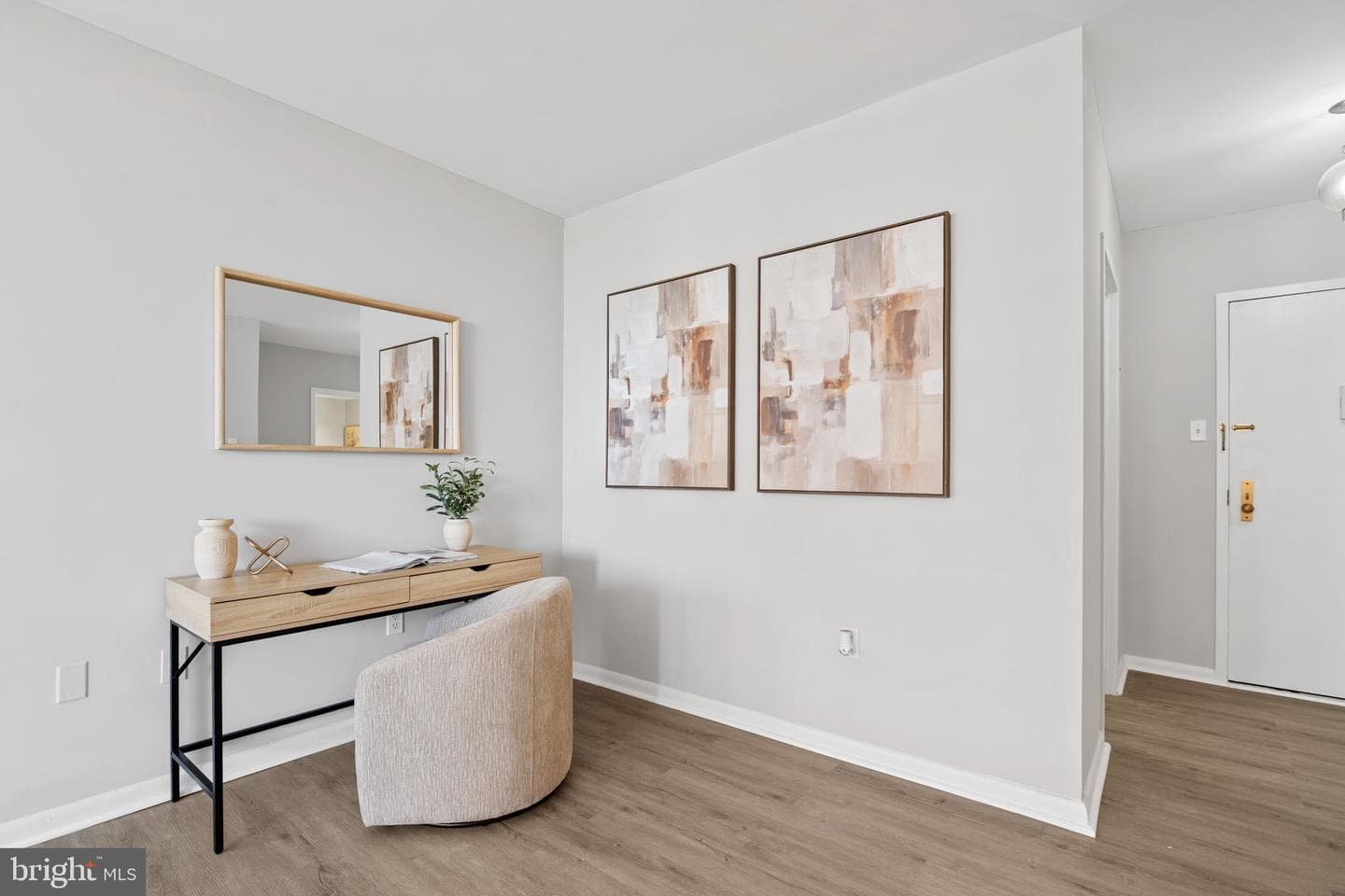 3701 S George Mason Drive #916n photo 6