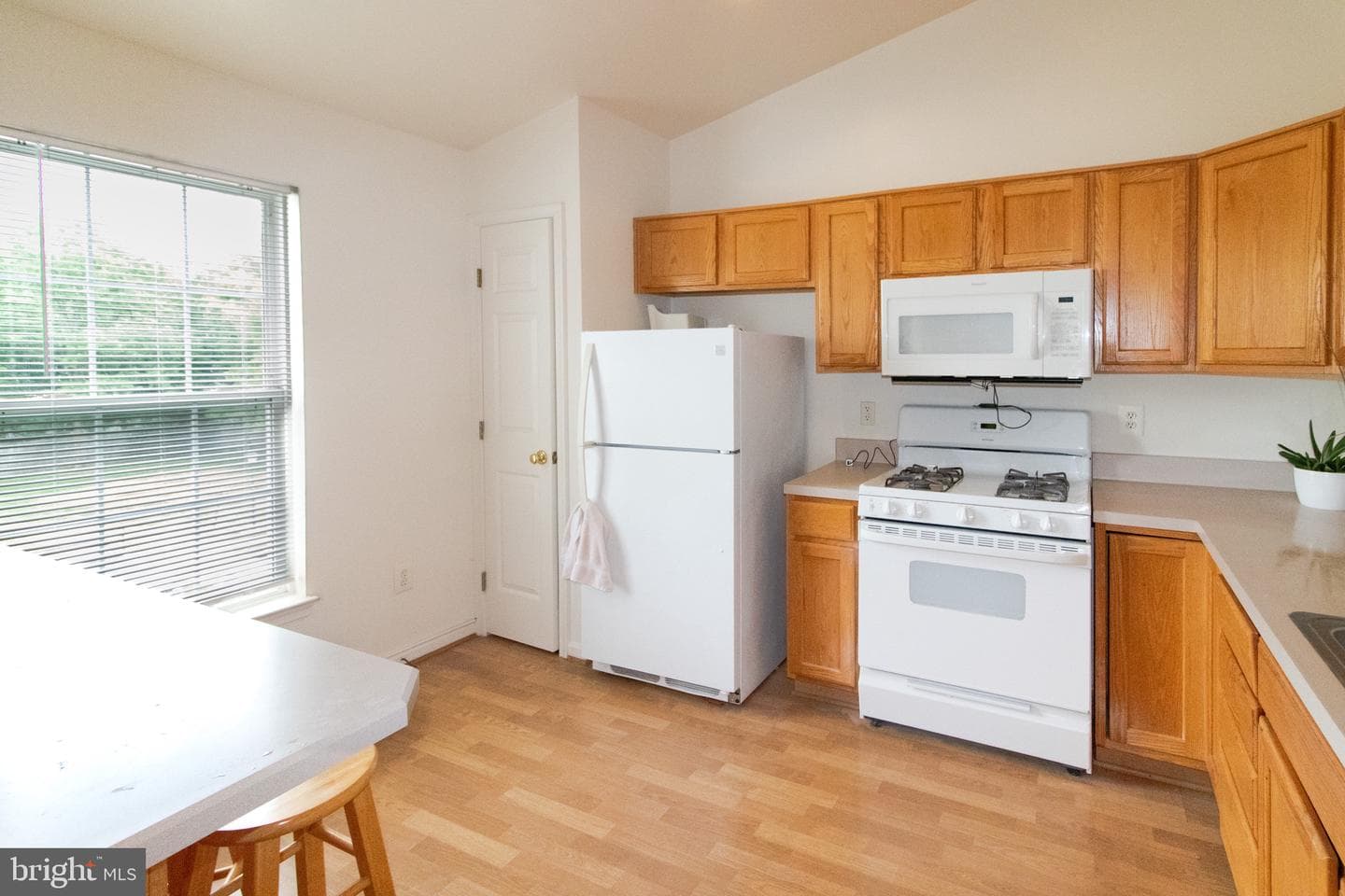 7505 Calderon Court #j photo 20