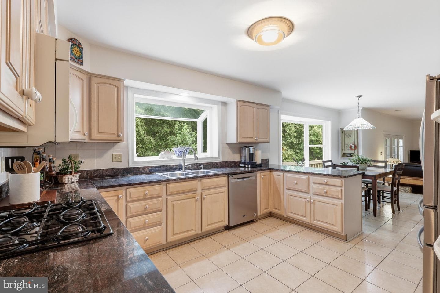 10159 Wavell Road photo 11
