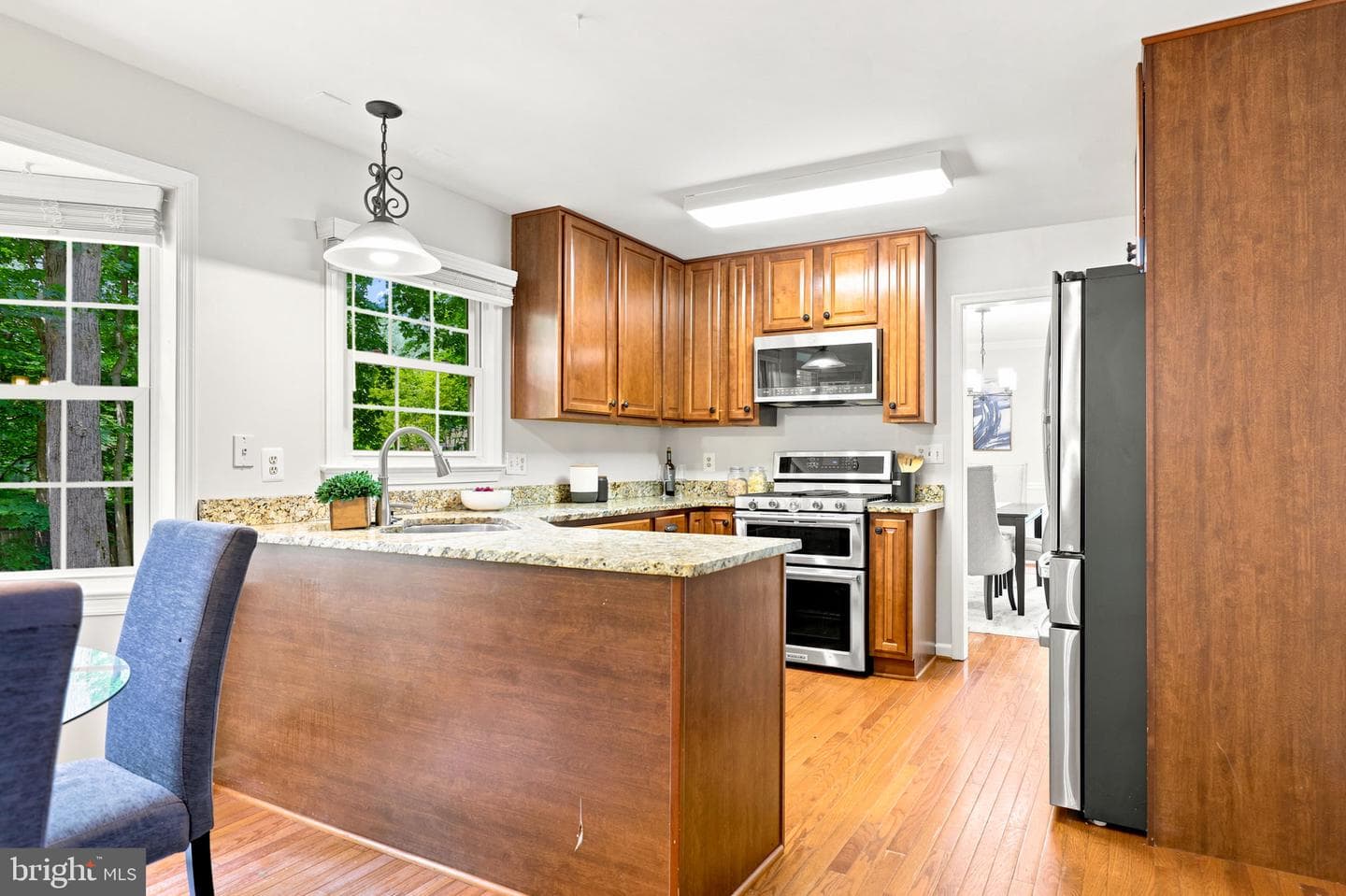 9811 Vertain Court photo 8