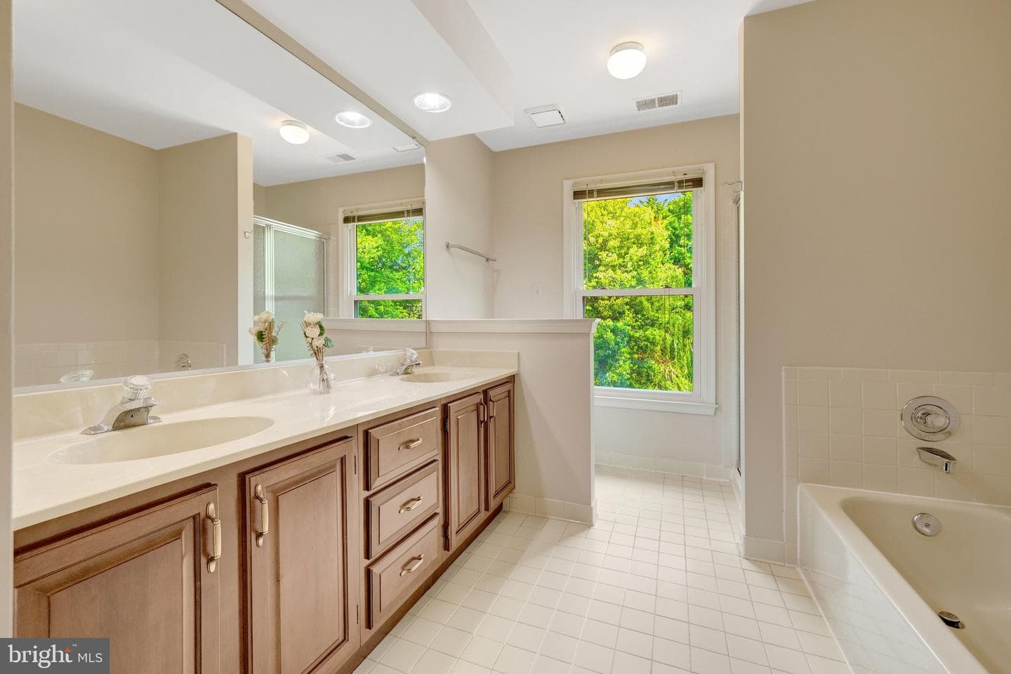 1502 Snowflake Court photo 43