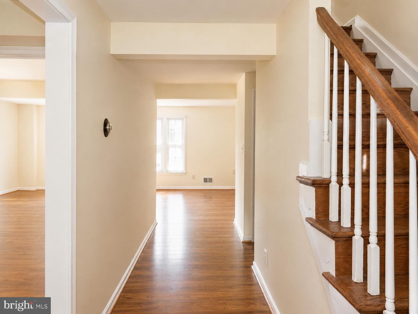 8227 Mcclelland Place, Alexandria