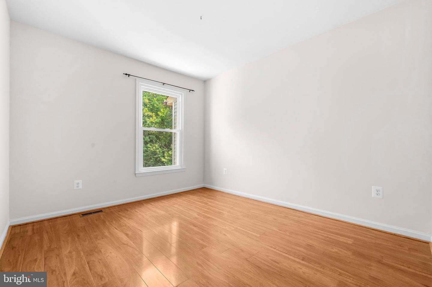 6279 Kerrydale Drive photo 27