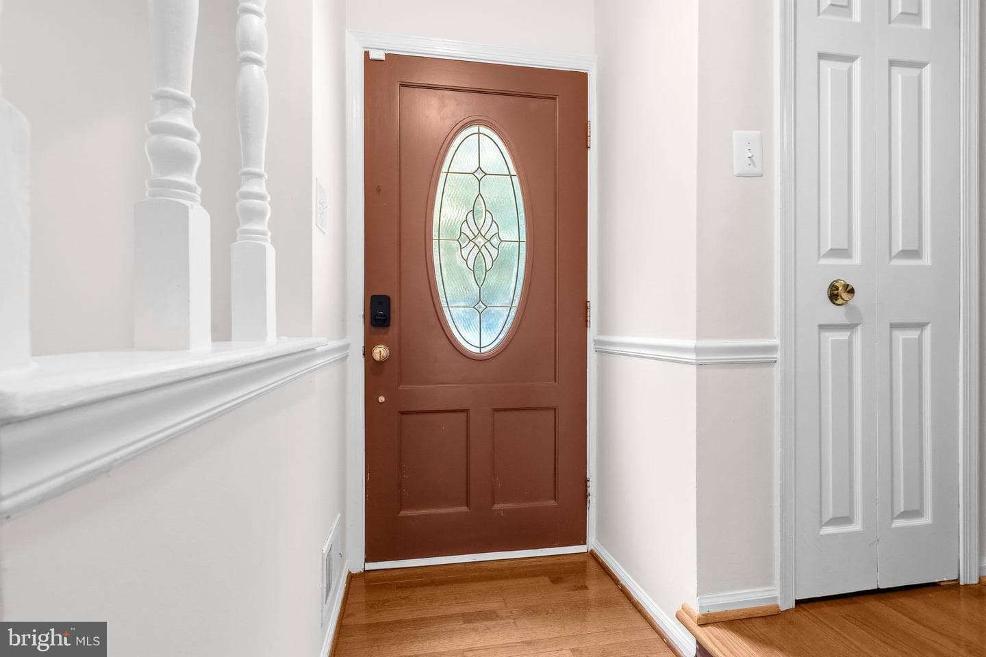 6279 Kerrydale Drive photo 4