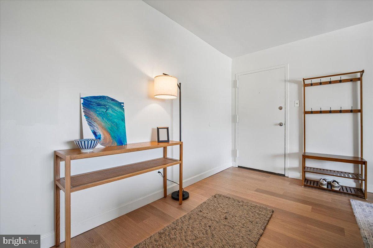 7990 Audubon Avenue #c1, Alexandria
