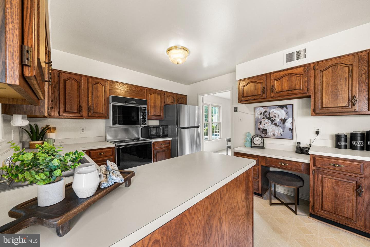 6011 Burnside Landing Drive photo 8
