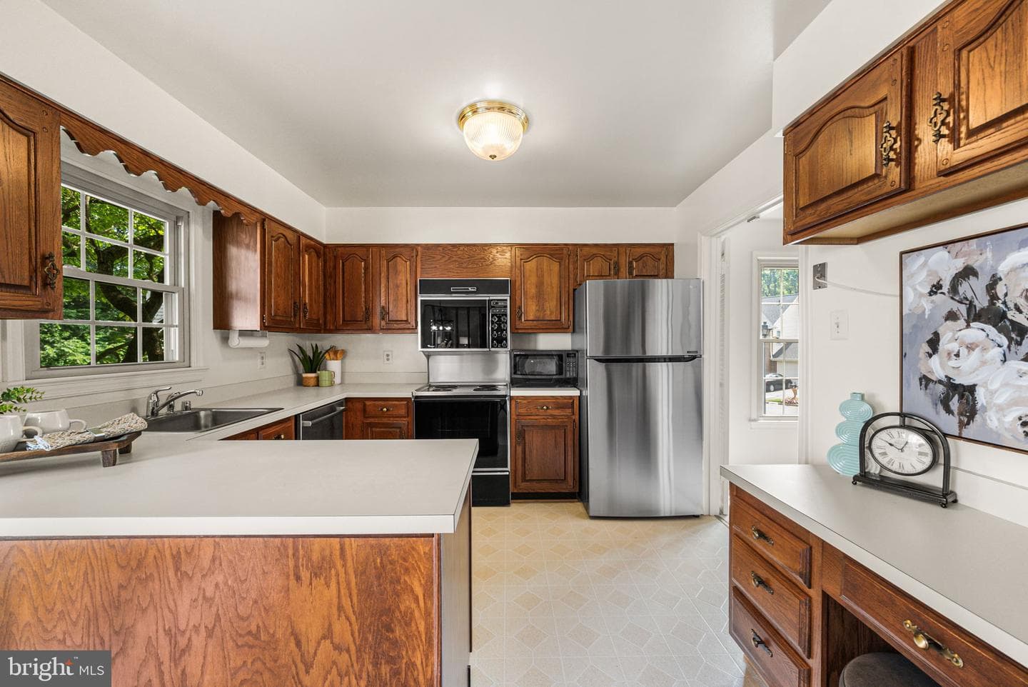 6011 Burnside Landing Drive photo 9