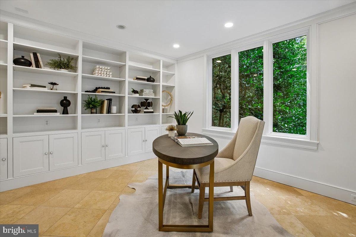 700 Belgrove Road photo 27