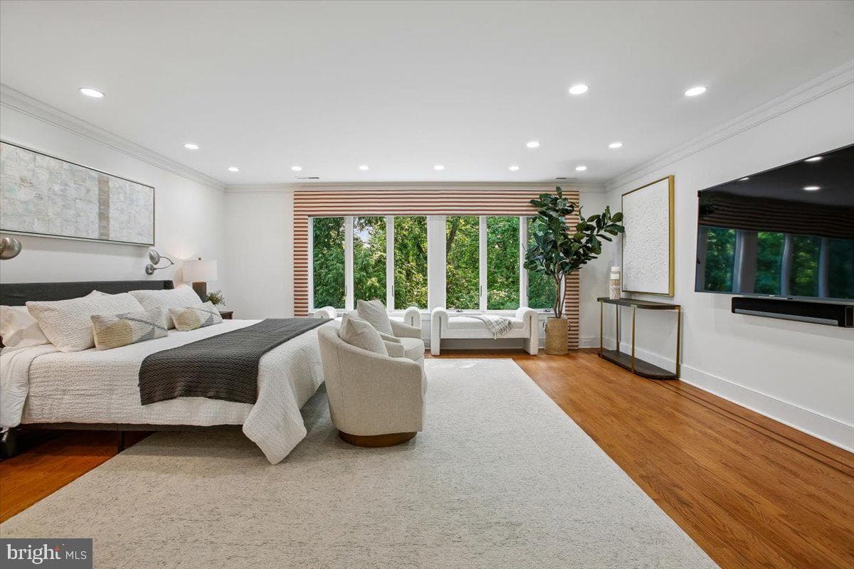 700 Belgrove Road photo 33
