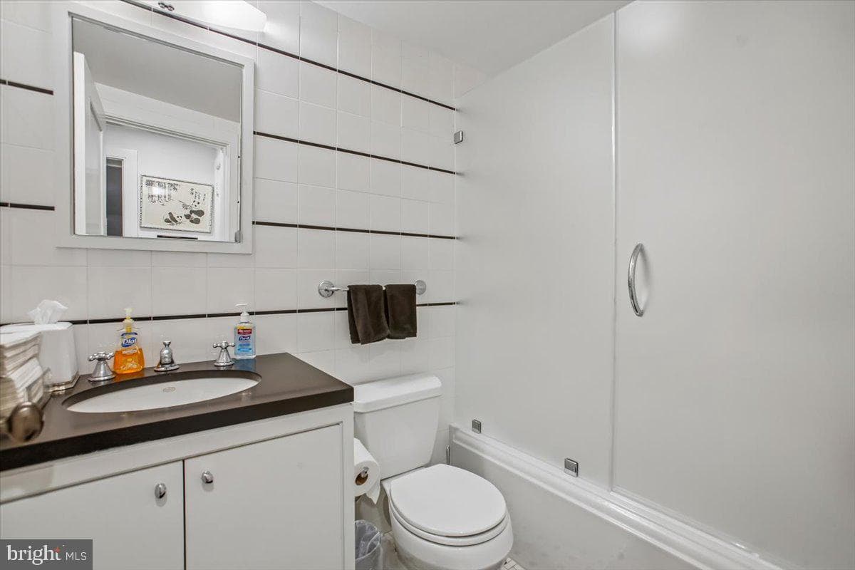 700 Belgrove Road photo 62