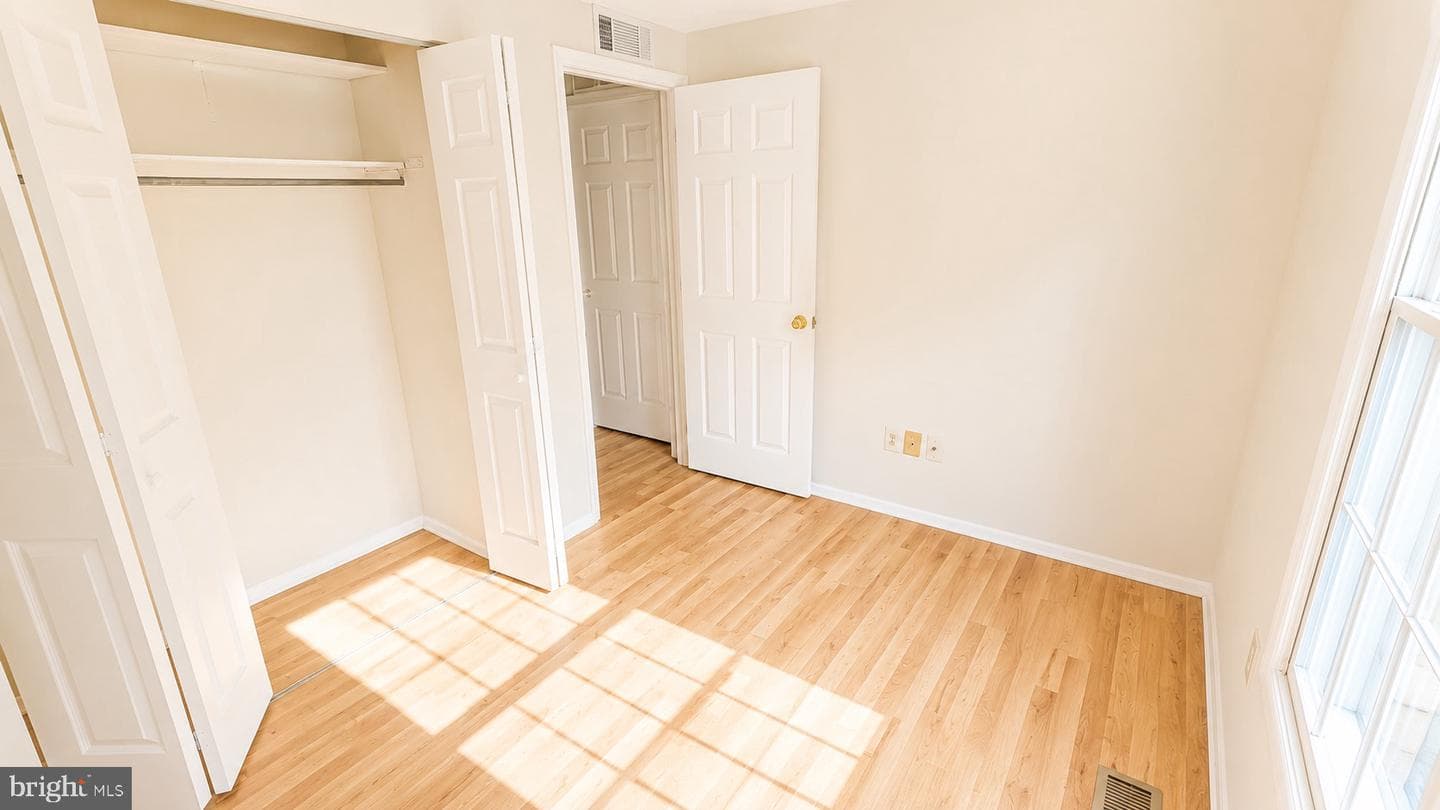 2100 Glenn Spring Court photo 14