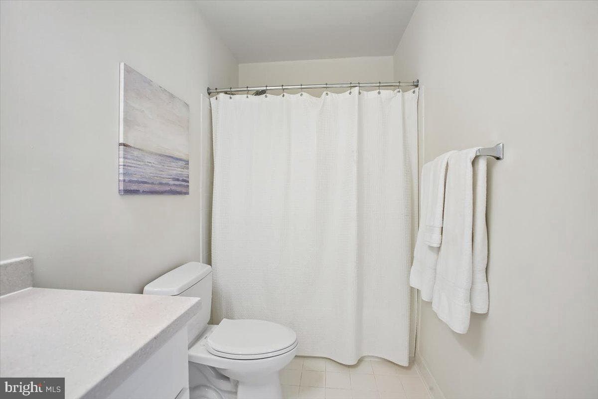 7023 Haycock Road photo 35