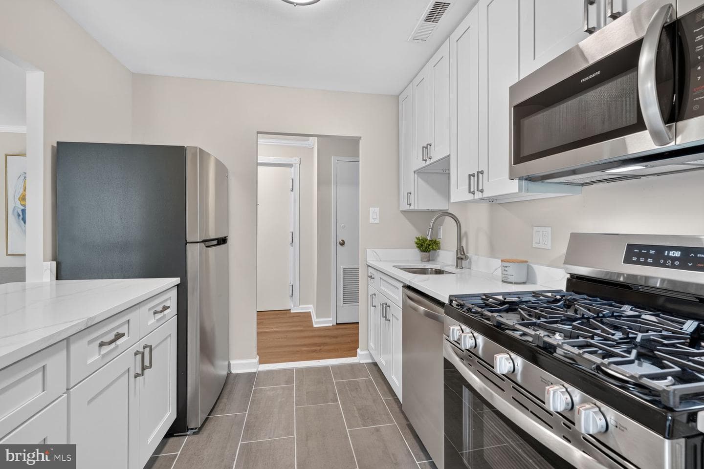 6001 Arlington Boulevard #704 photo 11