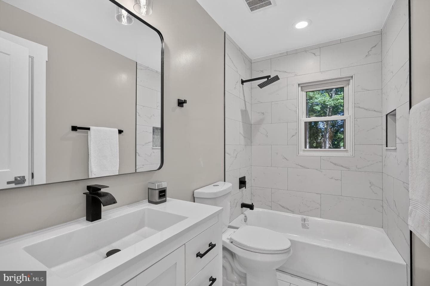 5940 Saint John Drive photo 22