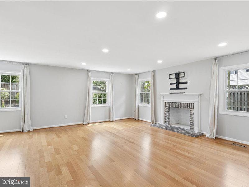 4133 Point Hollow Lane photo 8